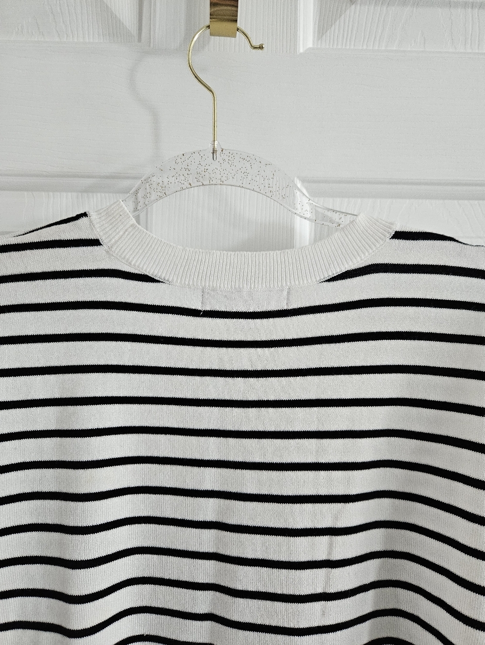 NWOT Marled Striped Sweater With Sequin 'Apres Ski' Graphic - Picture 4 of 9